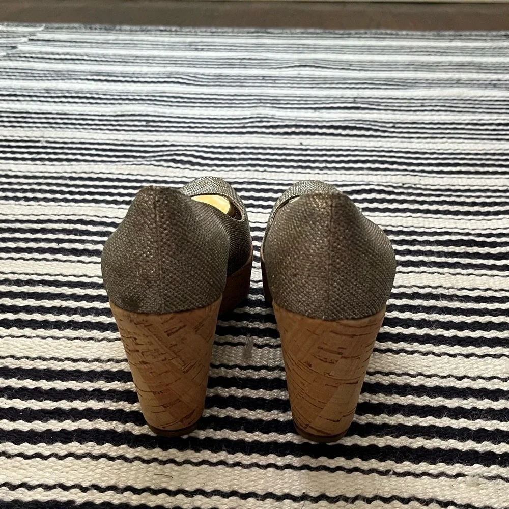 Peep-Toe Wedge Heels in Shimmering Gold